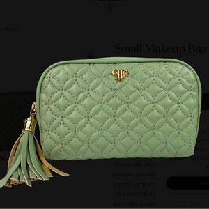 PurseN Sage Small Makeup Case-NWT-quilted vegan leather/3 int pickets/tassel